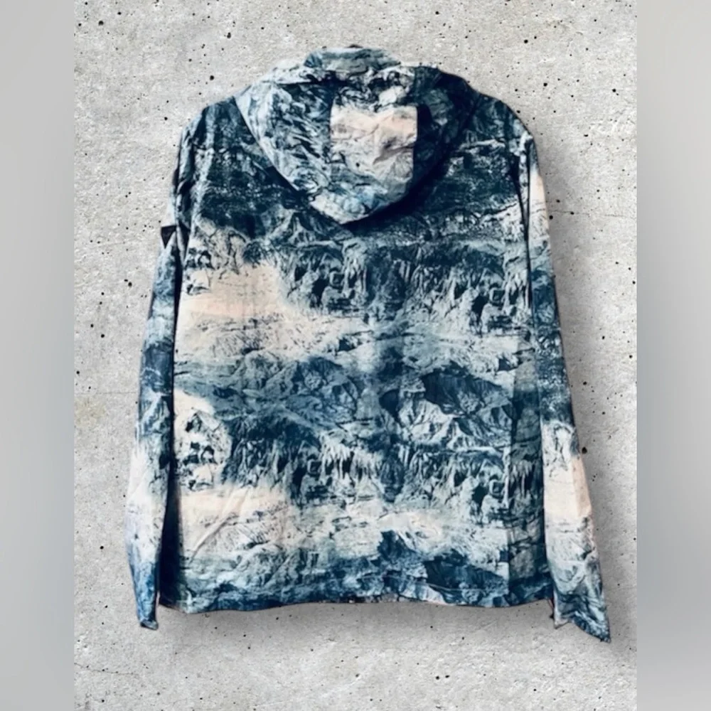 NWT Guess Men’s Mountain Printed Nylon Jacket
